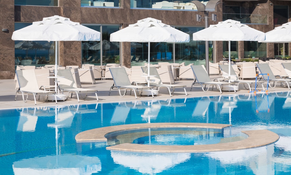 Boyalik Beach Hotel and Spa Thermal Resort 8/68