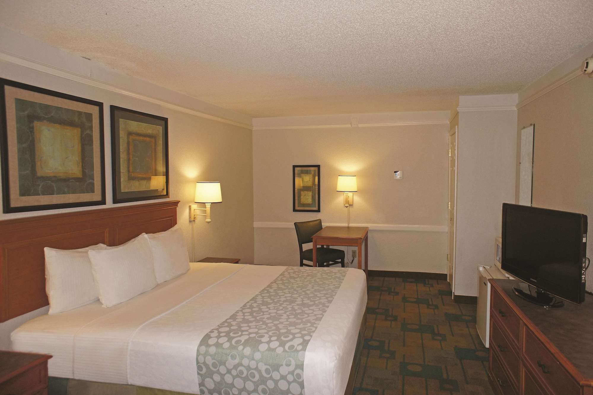 غرفة بسرير كوين، La Quinta Inn Pensacola 3/9