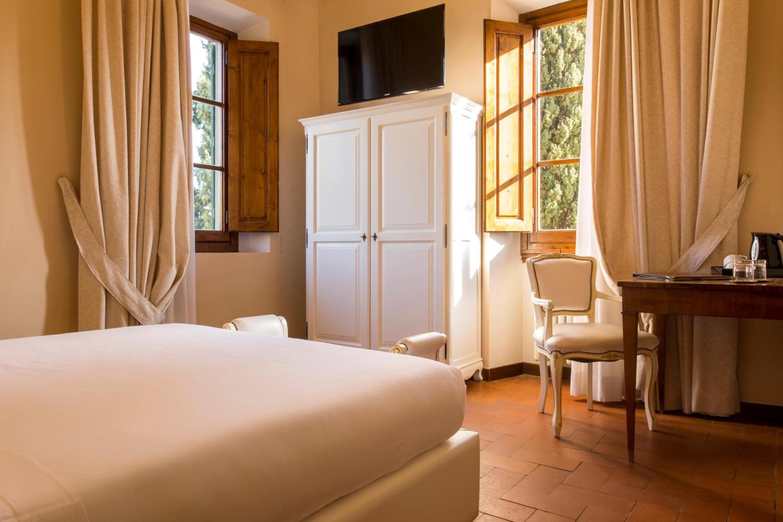 SUPERIOR, DOUBLE BED