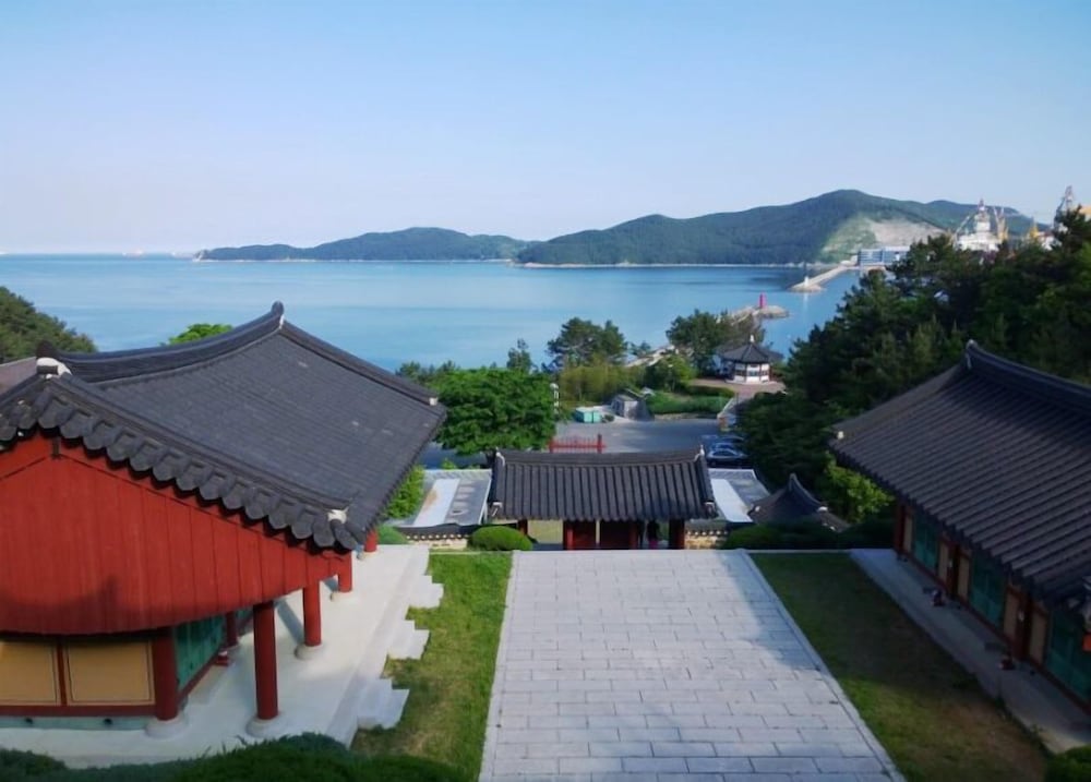 Jinwoo Residence 25/27