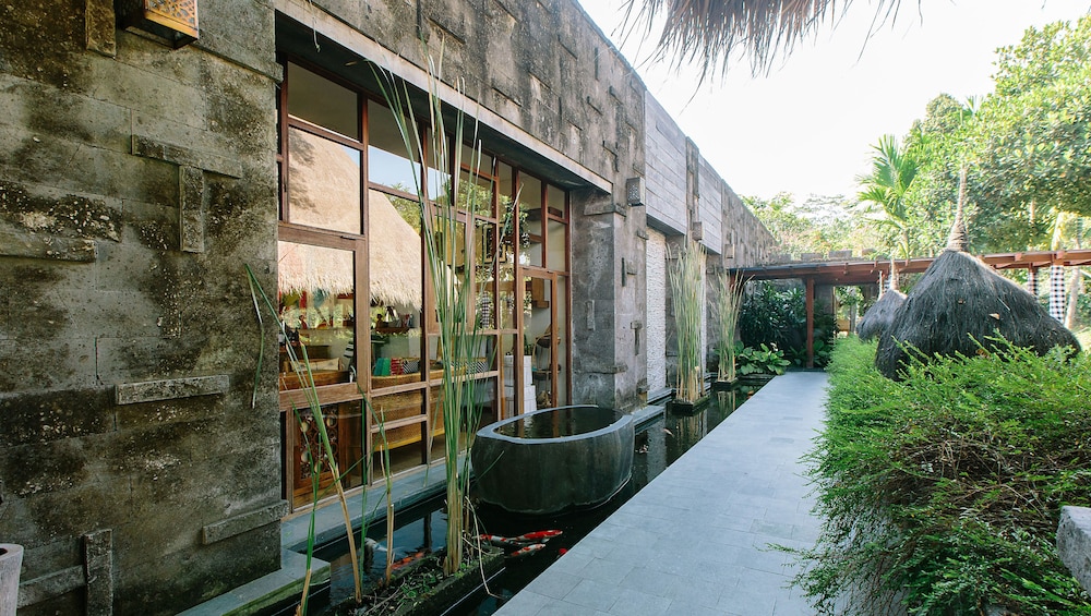 TEJAPRANA RESORT & SPA 3/50