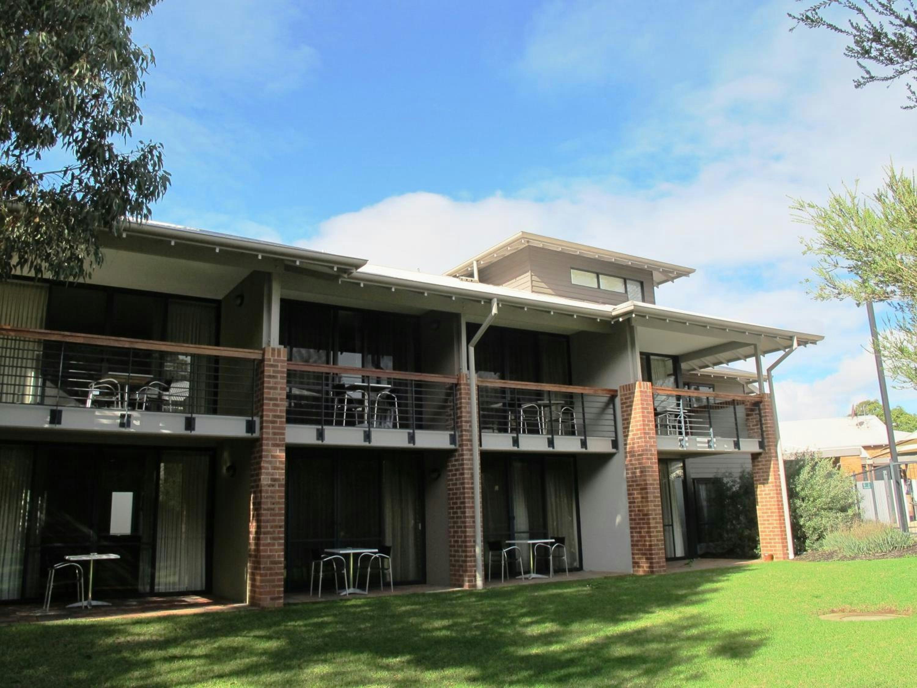 Margarets in Town Apartments 2/42