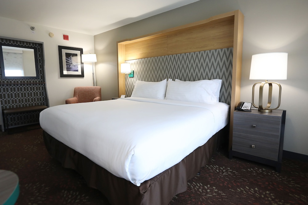Holiday Inn Chicago O'Hare 22/71