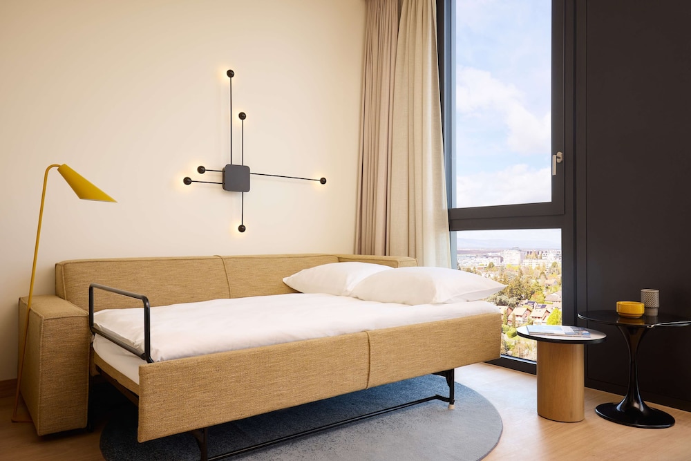 2 BEDROOMS, APARTMENT