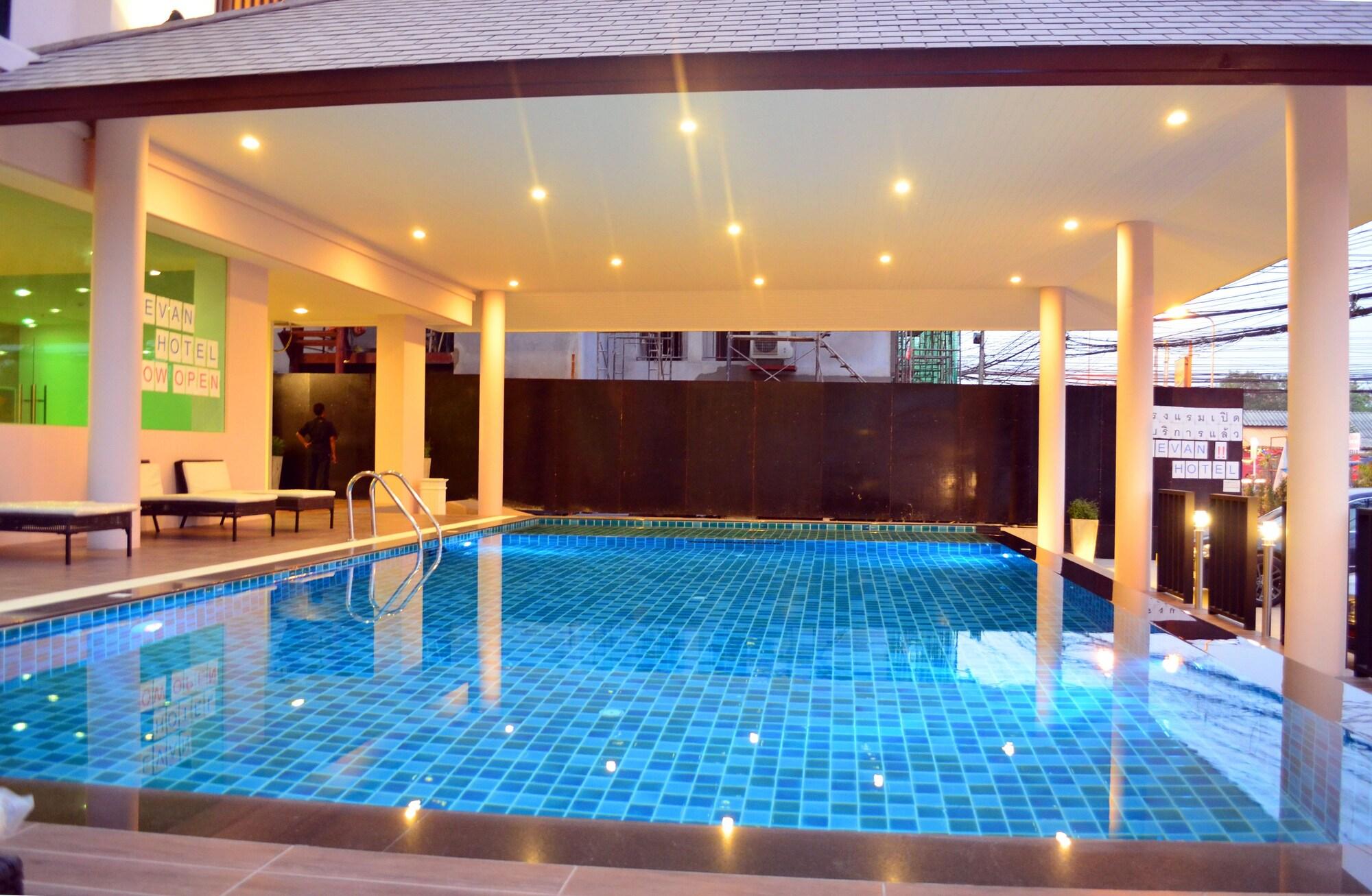 Tevan Jomtien Pattaya 31/50