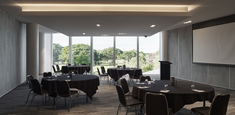 RACV Royal Pines Resort Gold Coast 50/63