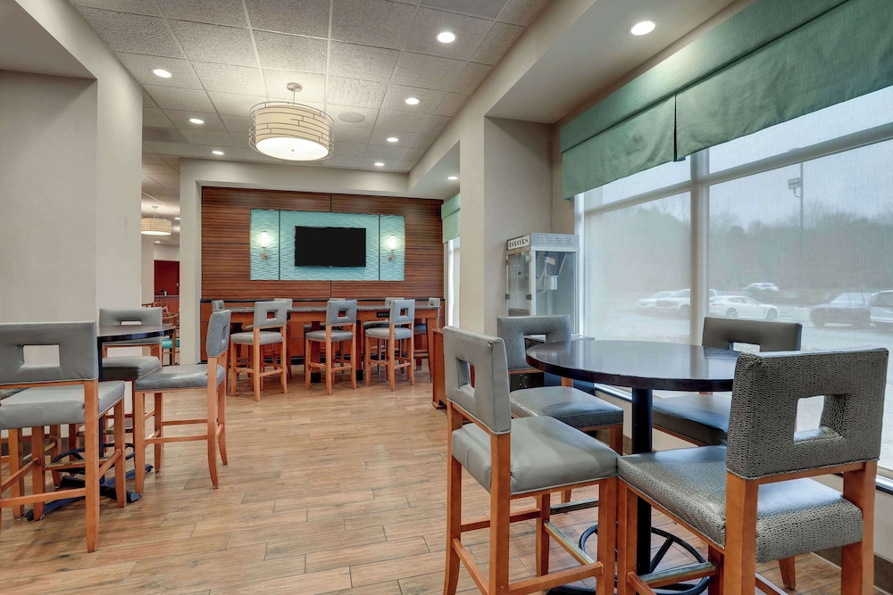Drury Inn Suites Charlotte Arrowood 41/50