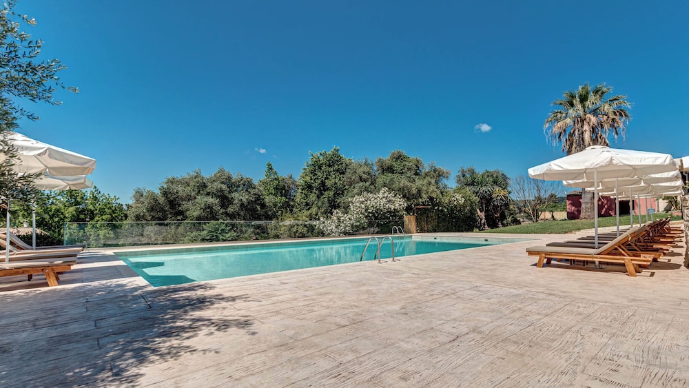 Ionian Arches Hotel 34/50