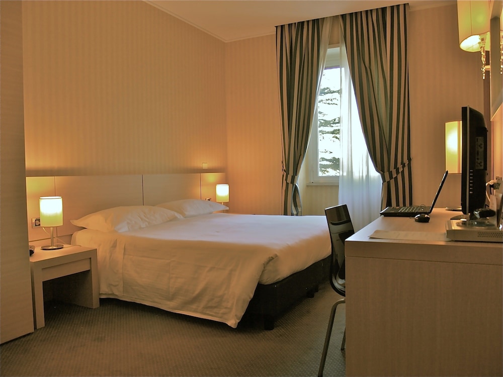 Domus Park Hotel 27/68