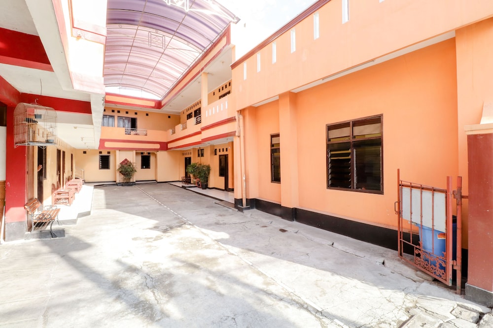 Cempaka Hotel by ZUZU 29/31