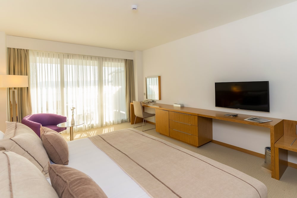 1 BEDROOM, JUNIOR SUITE, SEA VIEW, BALCONY