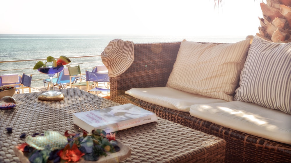 Belussi Beach Hotel & Suites 39/50