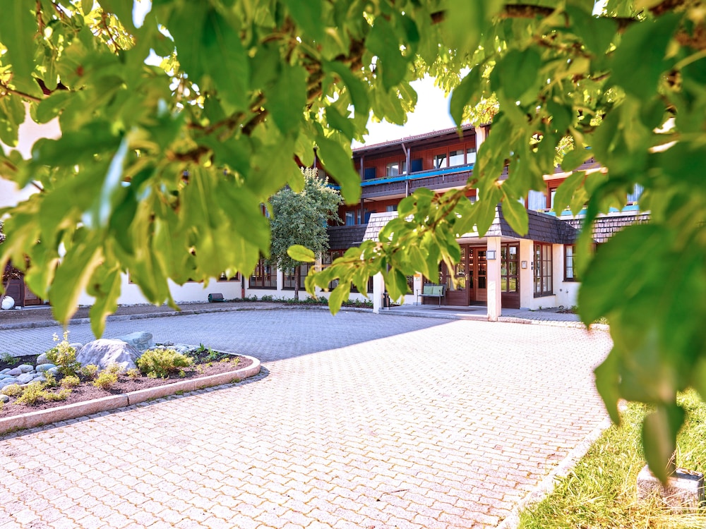 Chiemgauer Hof 63/65