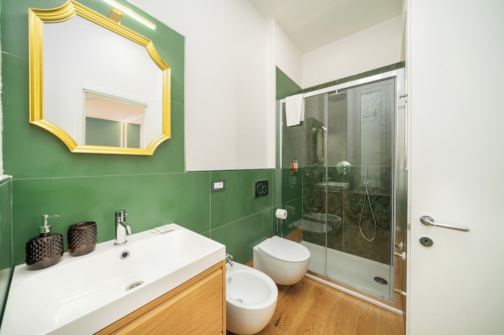 6thLand Rent Rooms La Spezia 41/50