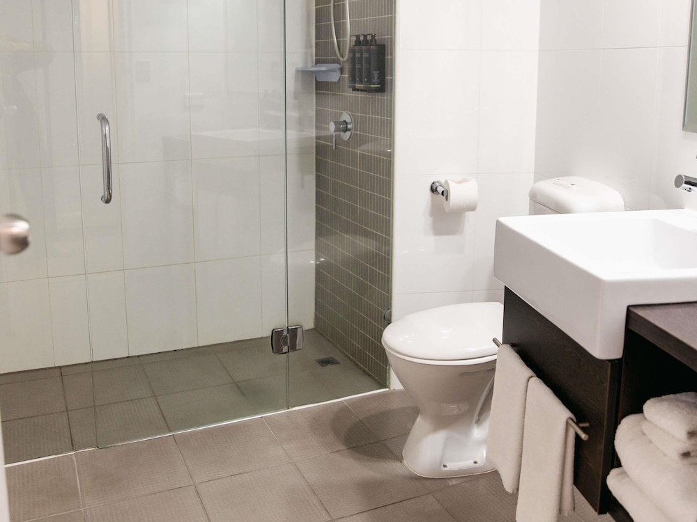 Mercure Brisbane Spring Hill 60/61