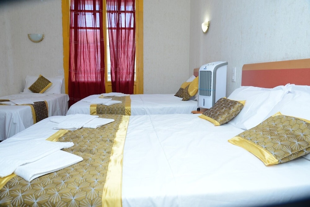 Hotel Aux Armes de Belgique 15/33