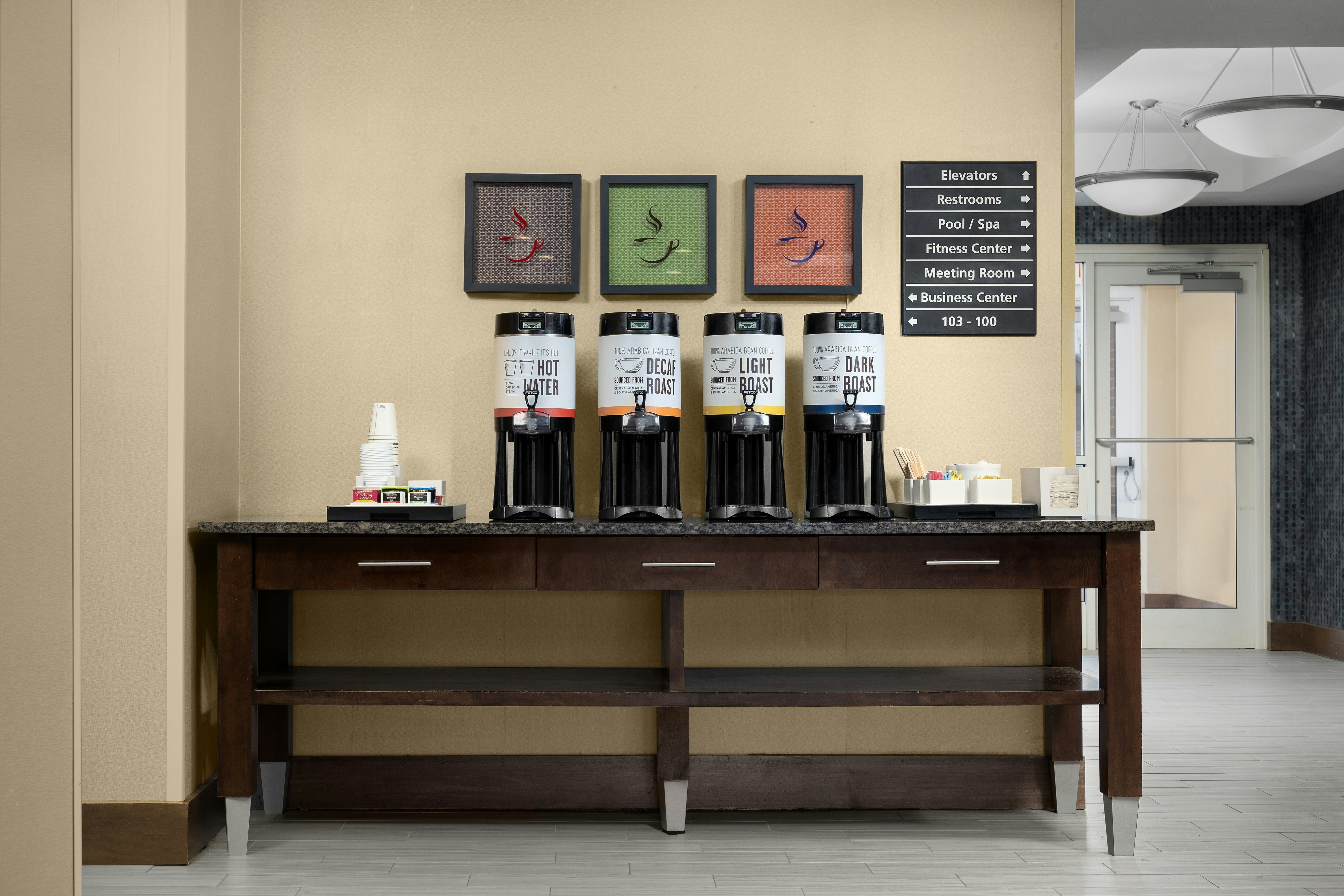 Hampton Inn Syracuse Clay 8/41