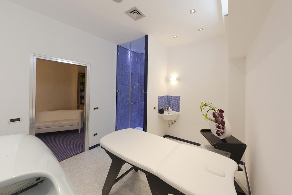 Park Hotel Tyrrenian 30/42