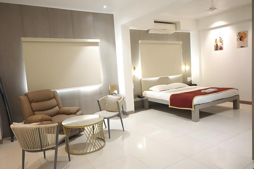 Hotel Sangam 12/42