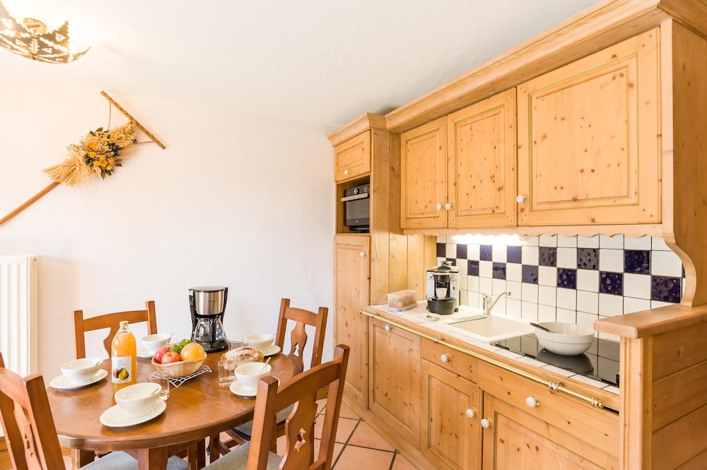 Residence Pierre and Vacances Premium Les Alpages de Chantel 82/88