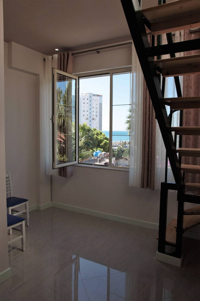 Hotel Veliera 40/70