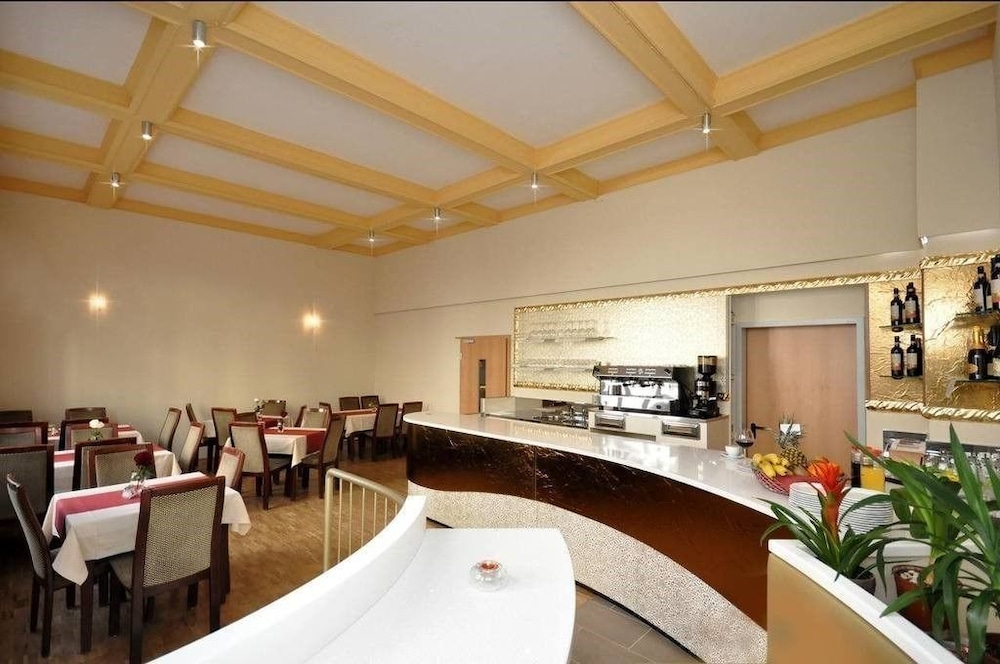Hotel Bova 20/23