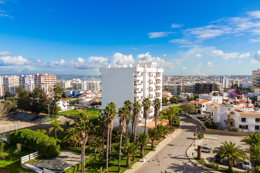 Mirachoro Praia da Rocha 17/23