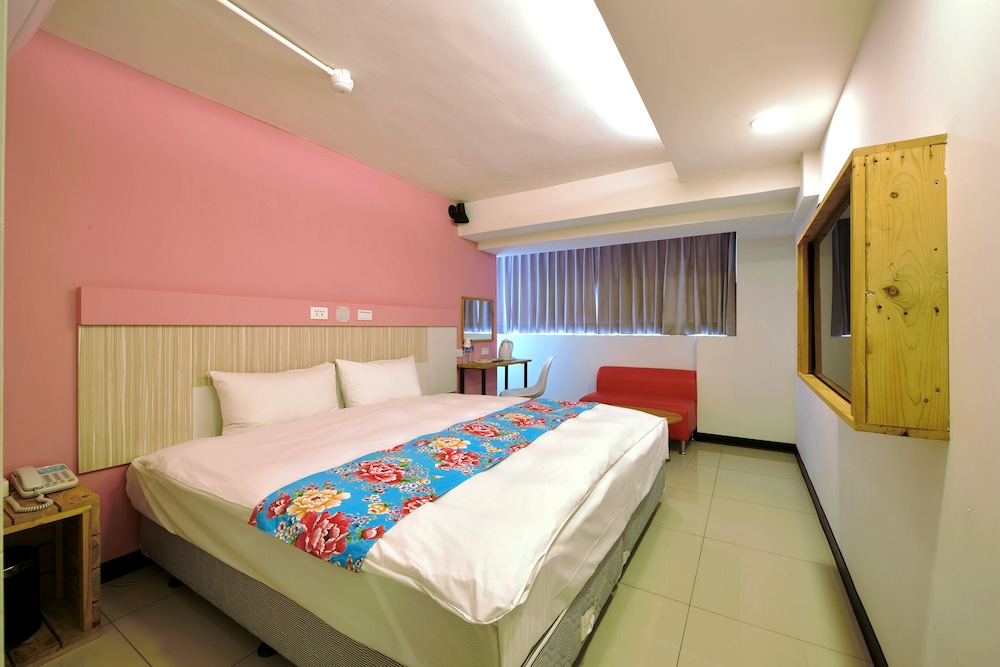 Hotel Good Night 12/49