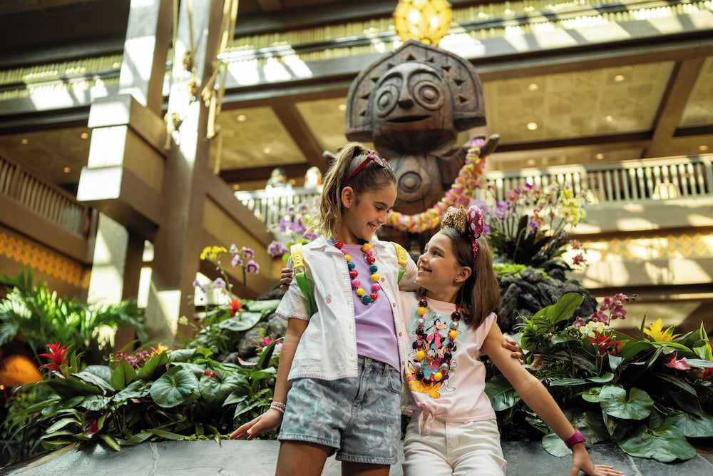 Disneys Polynesian Village Resort 8/50