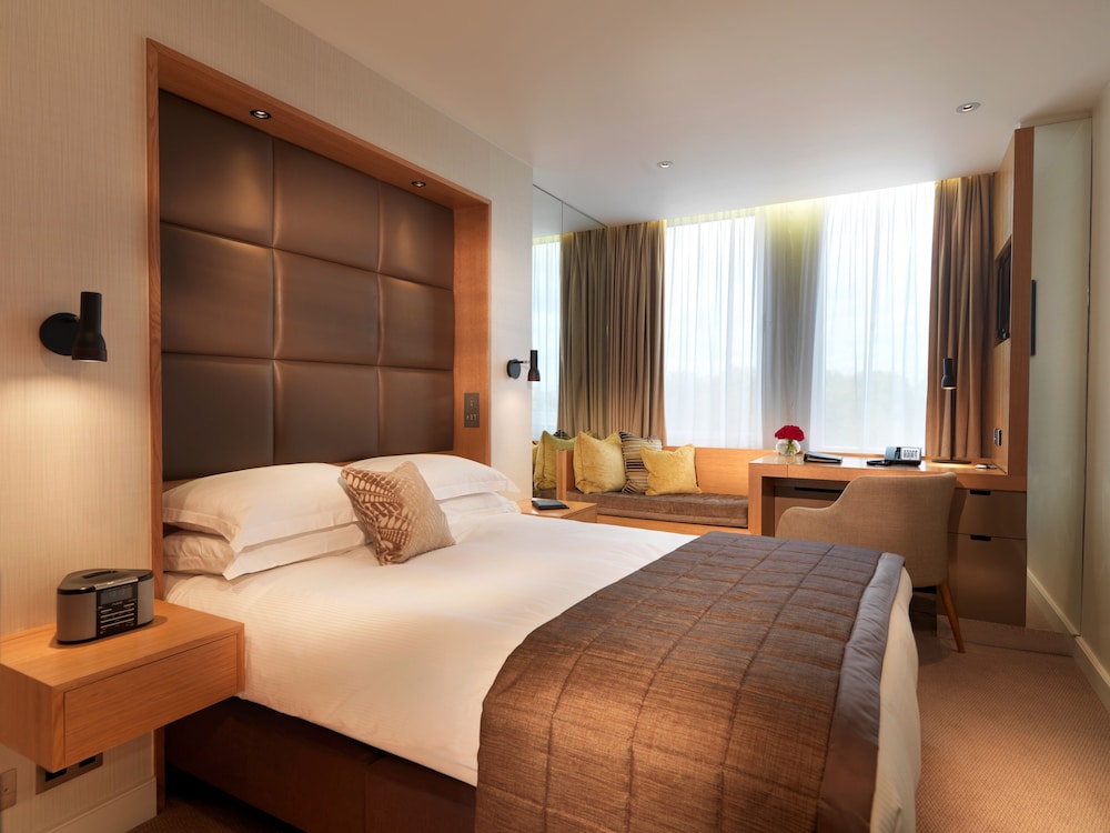 Royal Garden Hotel 22/85