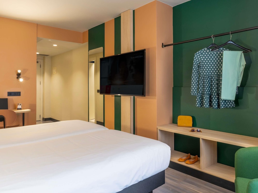 ibis Styles Zaragoza Ramiro I 26/65