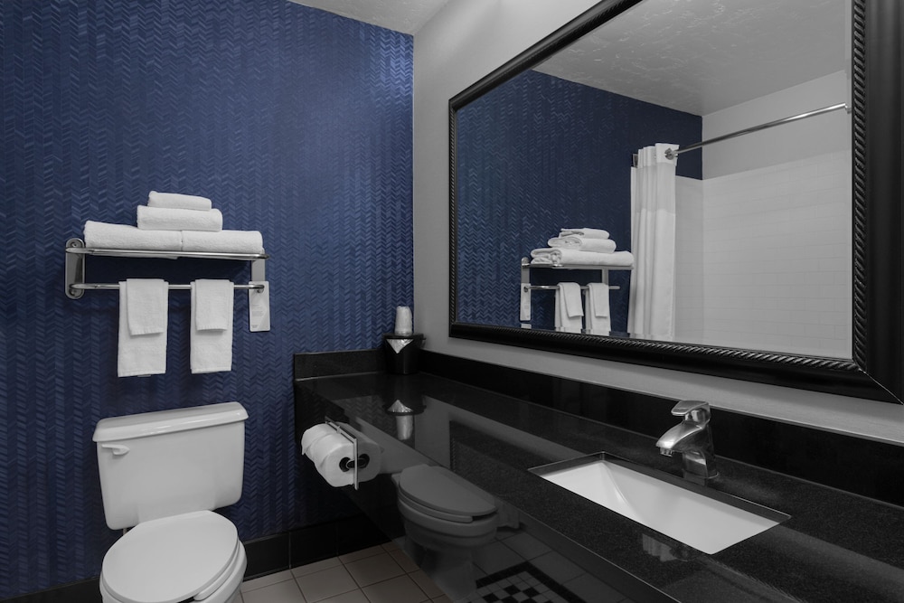 Fairfield Inn Kennewick 32/37