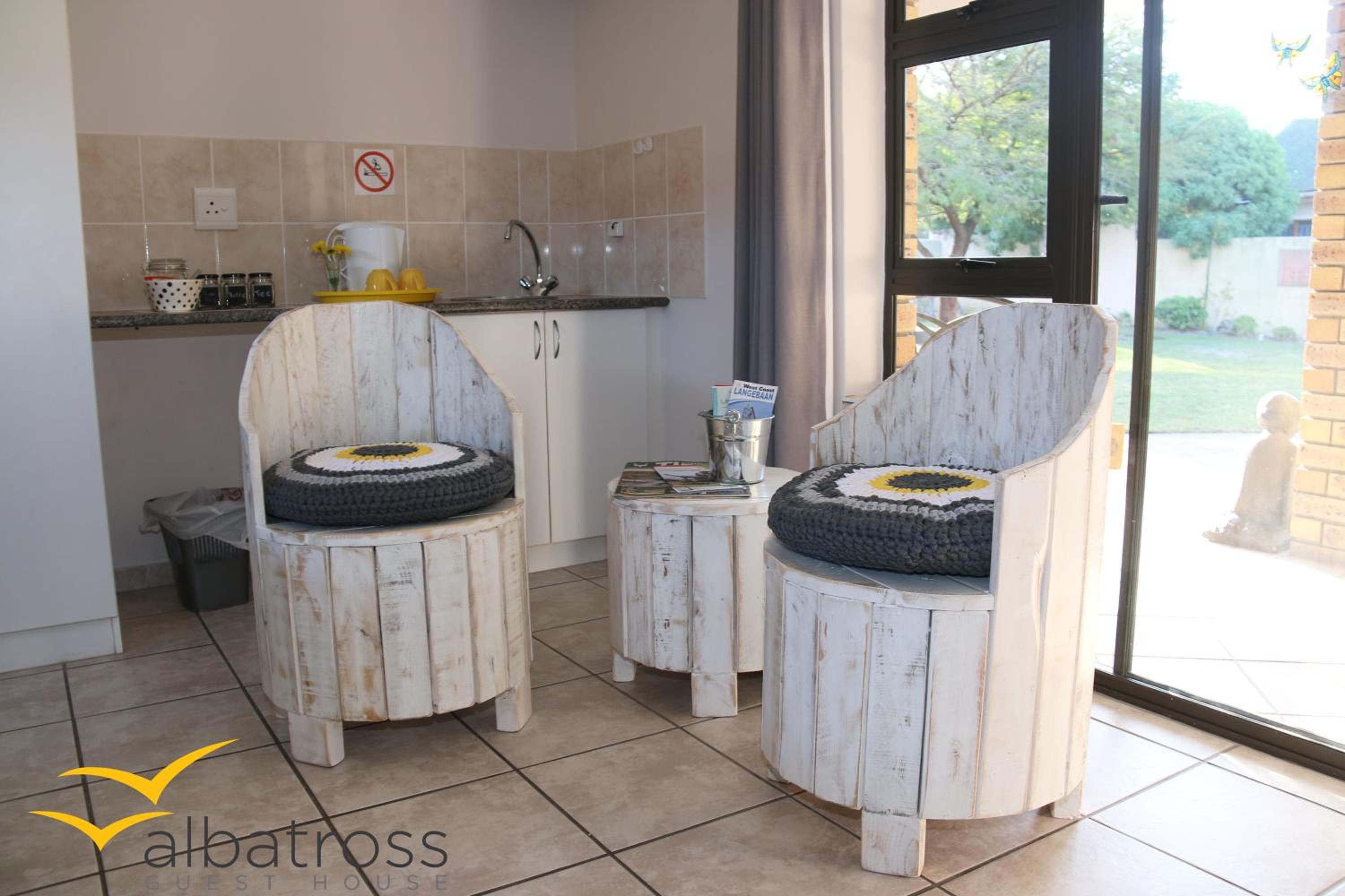 Albatross Guest House 30/40