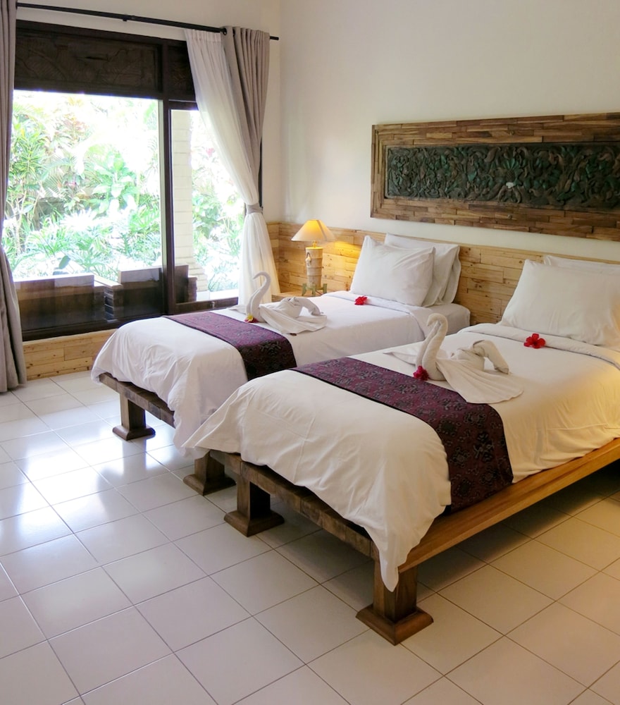 Sri Ratih Cottages 15/50