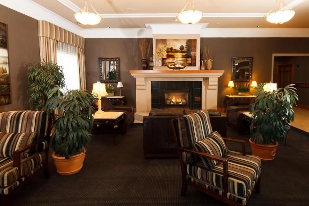 The Glenmore Inn & Convention Centre 9/60