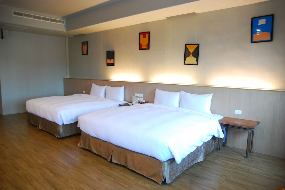 Tourism Inn 11/33