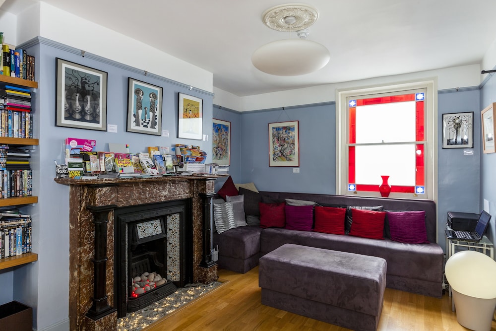 Brightonwave Bed And Breakfast 48/61