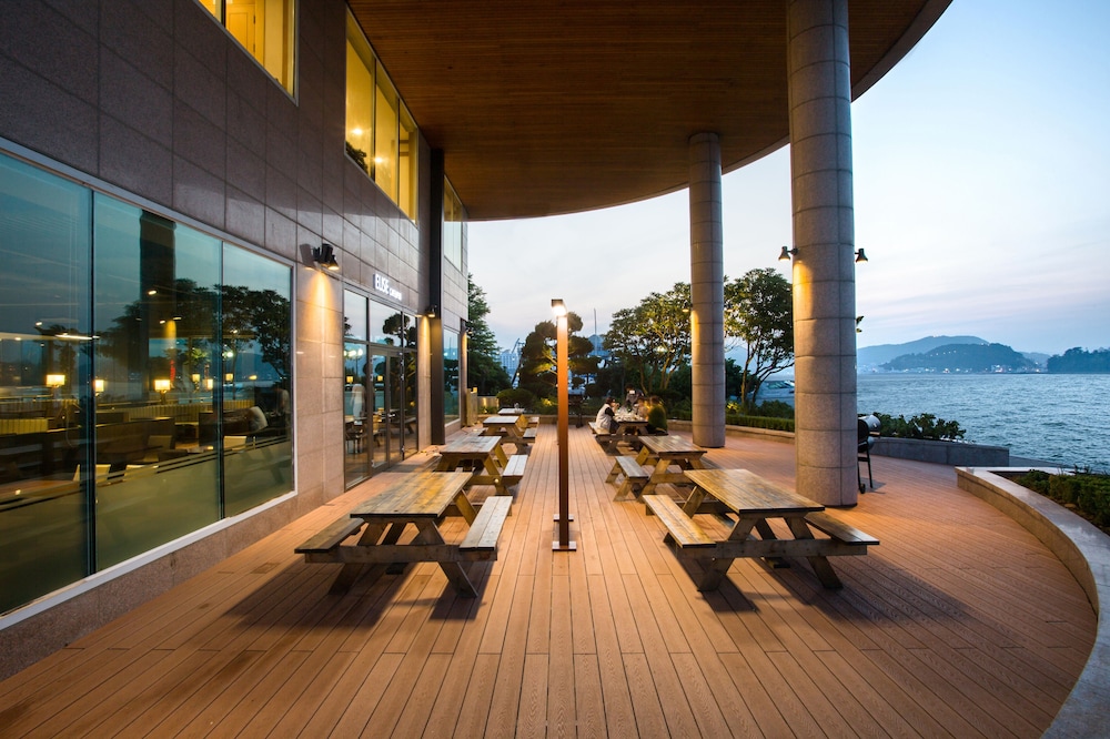 Kumho Tongyeong Marina Resort 25/52