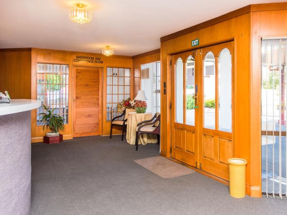 BURWOOD MANOR MOTEL 14/50