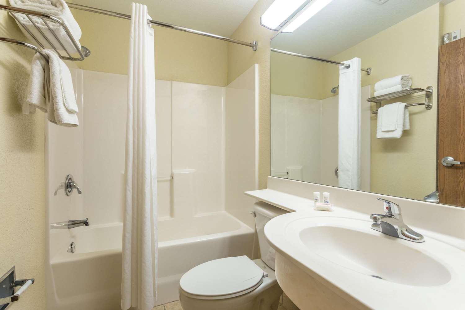 Microtel Inn And Suites Ocala 8/11