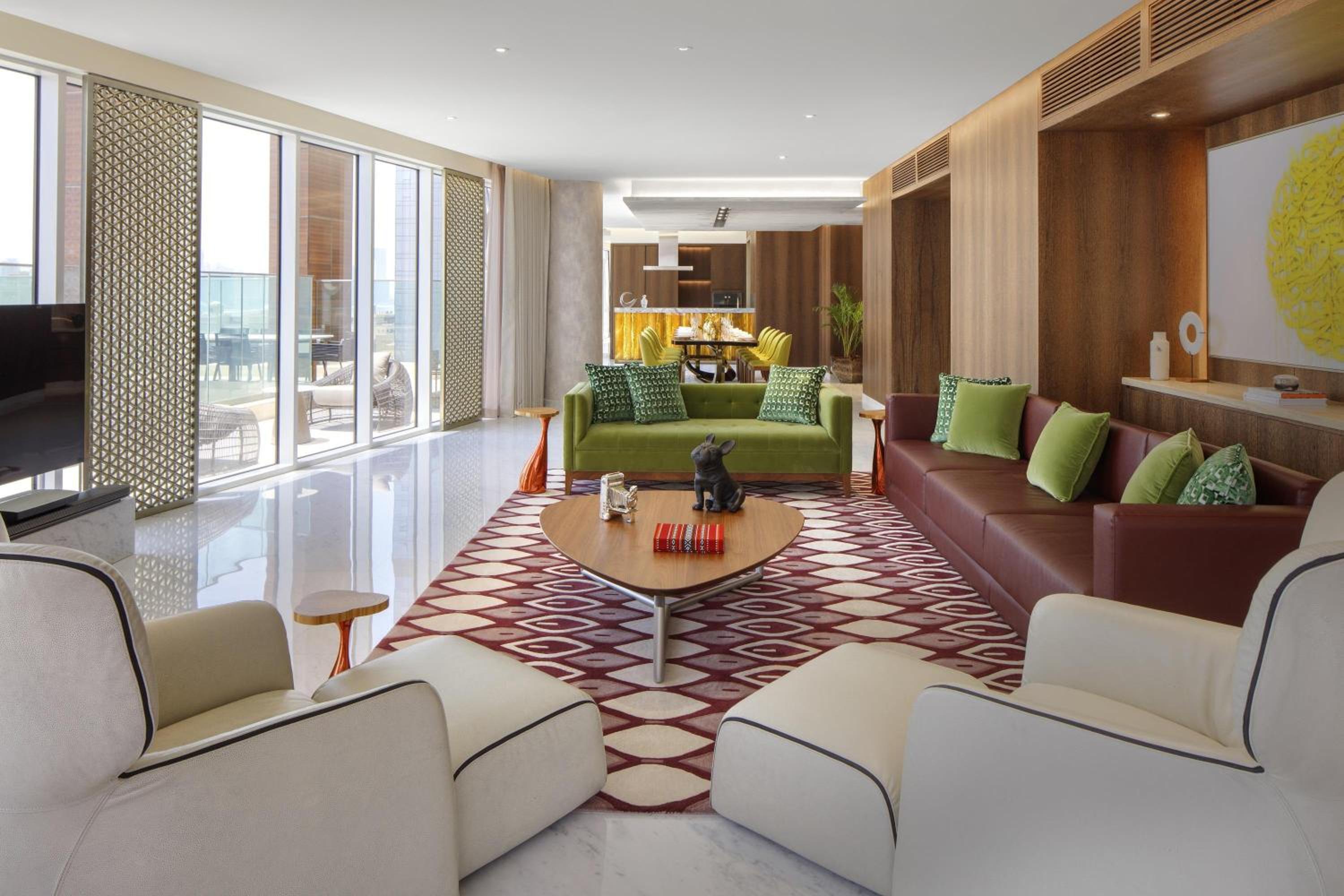 2 Bedrooms, Royal, Vip, Luxury, Suite, Hot Tub، Andaz Dubai The Palm by Hyatt 4/8