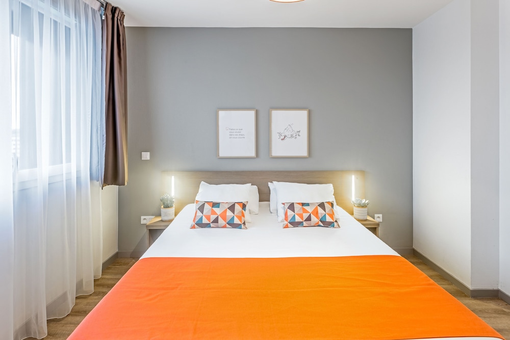 Room at Appart City Confort Amiens Gare, AMIENS