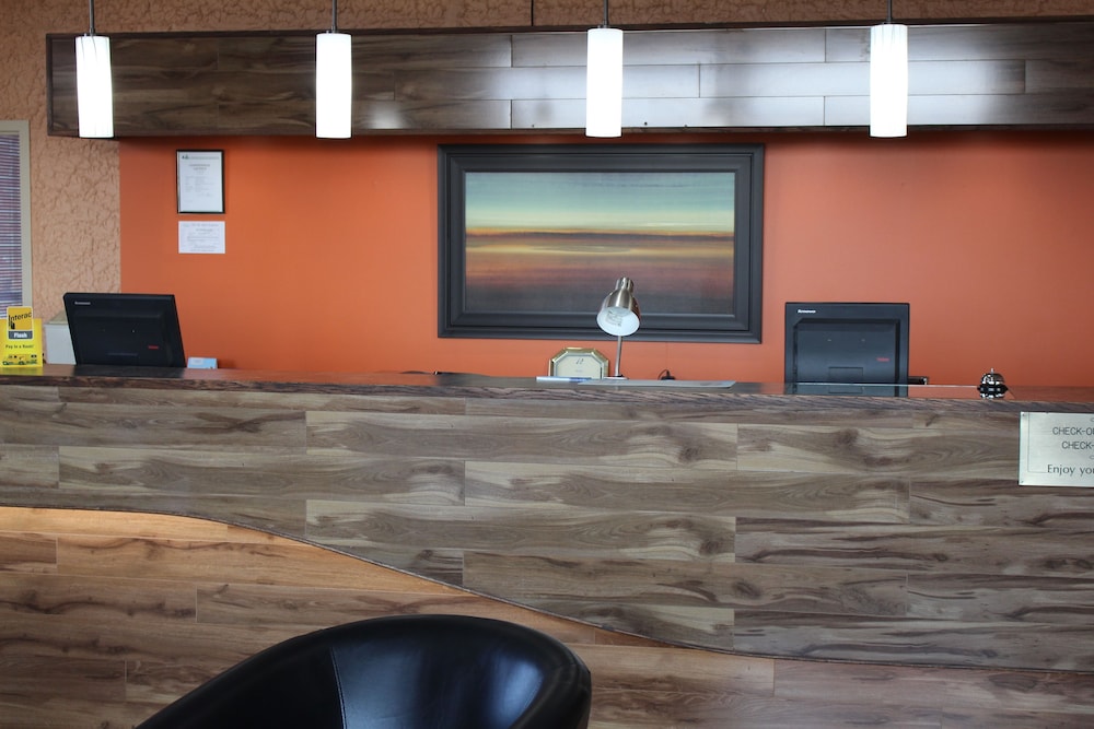 Travelodge by Wyndham Swift Current 8/53