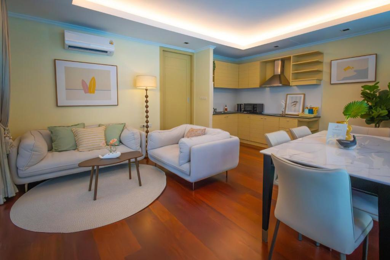 The Delfini Hua Hin 13/16