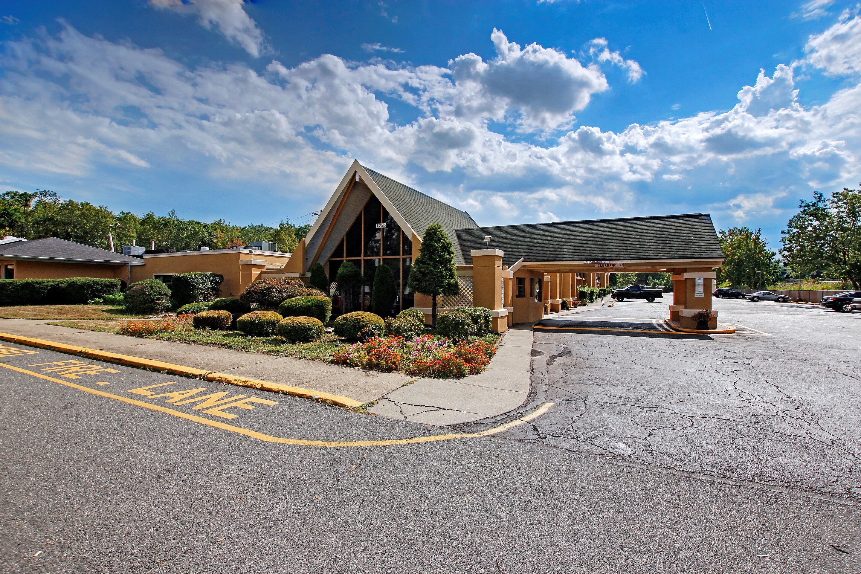 Red Carpet Inn Whippany 29/31