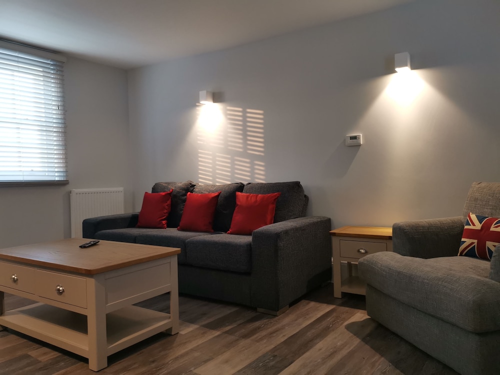 Cavendish House 27/50