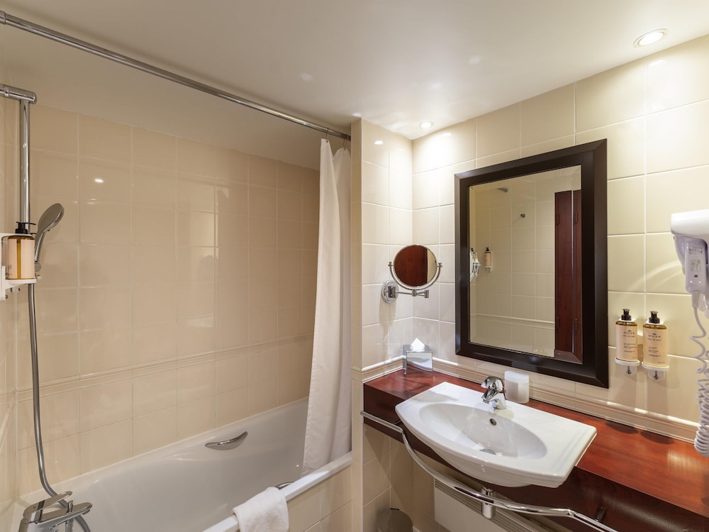 Mercure Paris Gare Montparnasse TGV 47/49