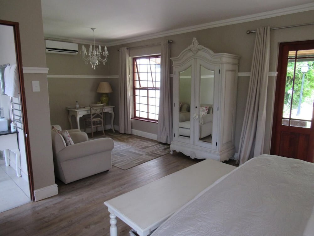 Happy Lands Self Catering/B&B 25/48