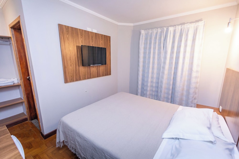 1 BEDROOM, SUITE, RIVER VIEW