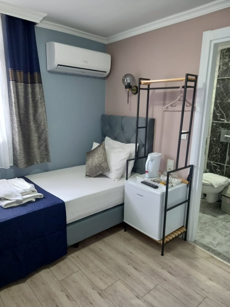ECONOMY, SINGLE, SINGLE BED